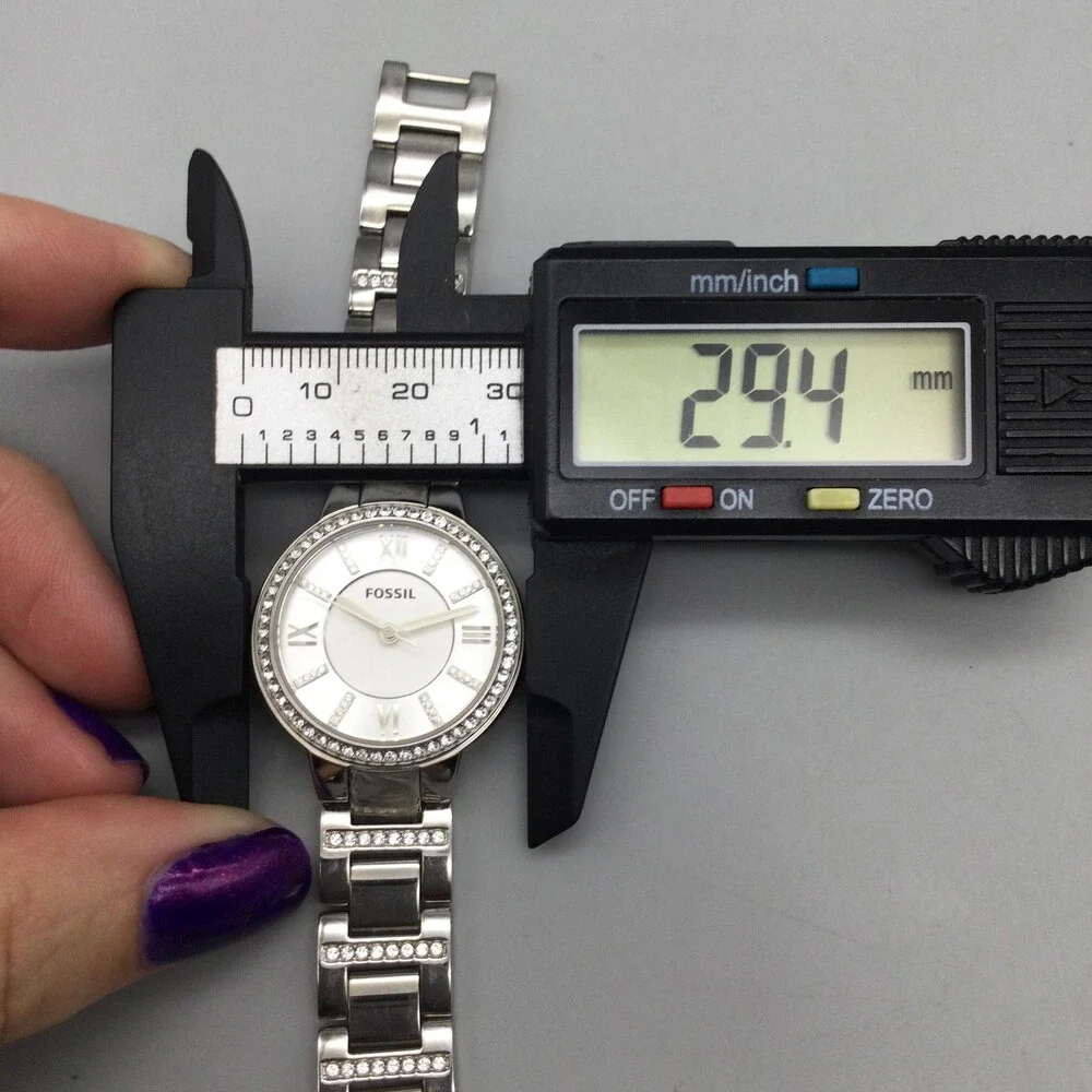 Fossil Womens Watch 29mm Silver Tone Crystals Stainless ES3292 New Battery 6.25